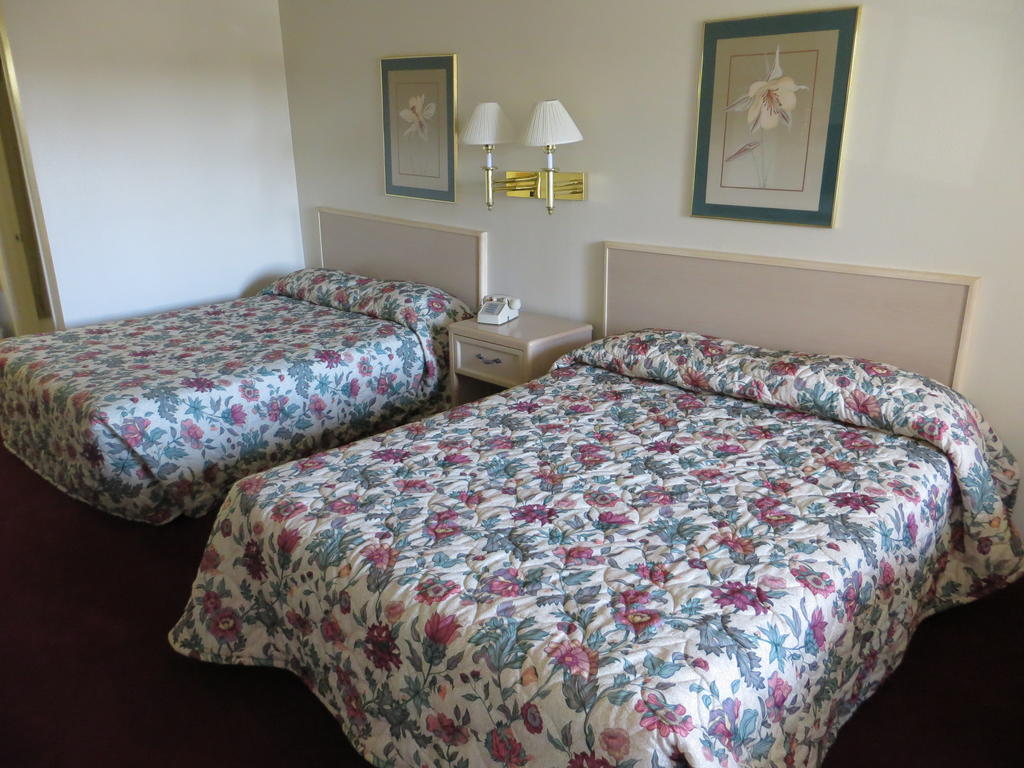 Beach Inn Motel 헌팅턴비치 객실 사진